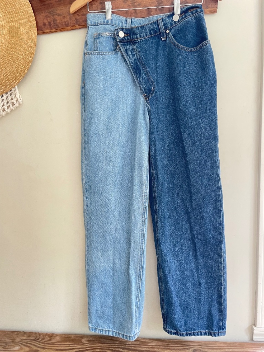 Insane Gene Two Tone Wash High Rise Straight Leg Jeans S